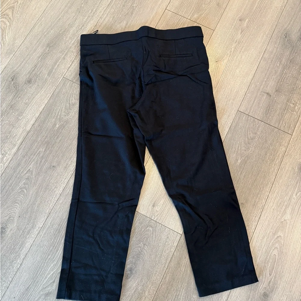Amanda & Chelsea Black Cropped Trousers - Picture 4 of 5